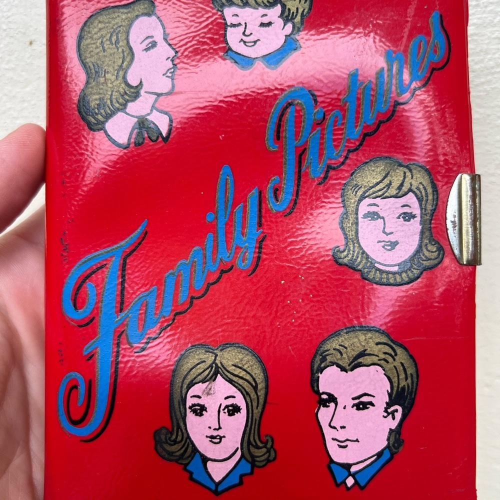Retro 1960s Family Pictures Photo Album with Pull Out and Clasp Enclosure